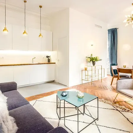 Opera Quatre Septembre Apartment